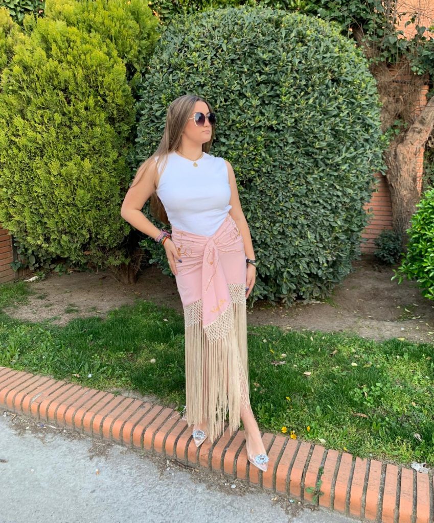 FALDA MANTÓN DE MANILA